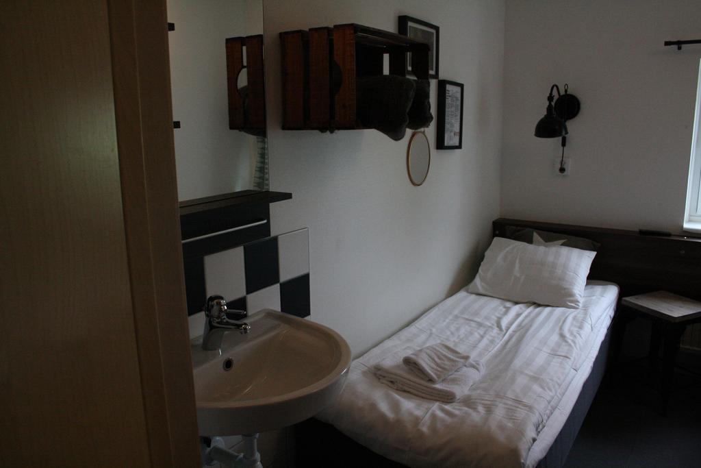 Uncle Joe'S Hostel Visby Ngoại thất bức ảnh